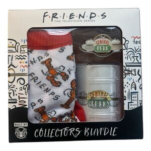 Friends TV Show Collectors Bundle Central Perk Mug Socks Pin‎ Gift Set